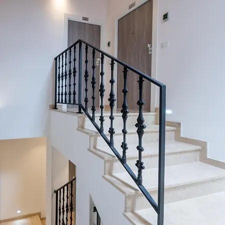 Aaa Apartments & Rooms Pula Exterior photo