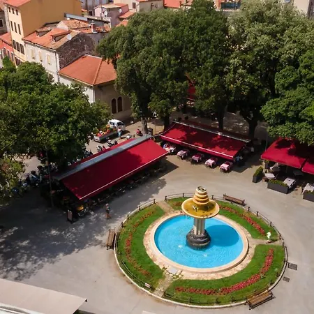 Aaa Apartments & Rooms Pula Exterior photo